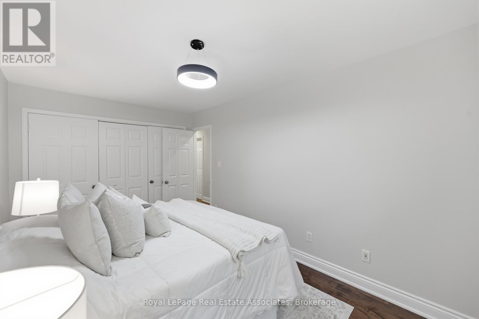 1924 BALSAM AVENUE - 25