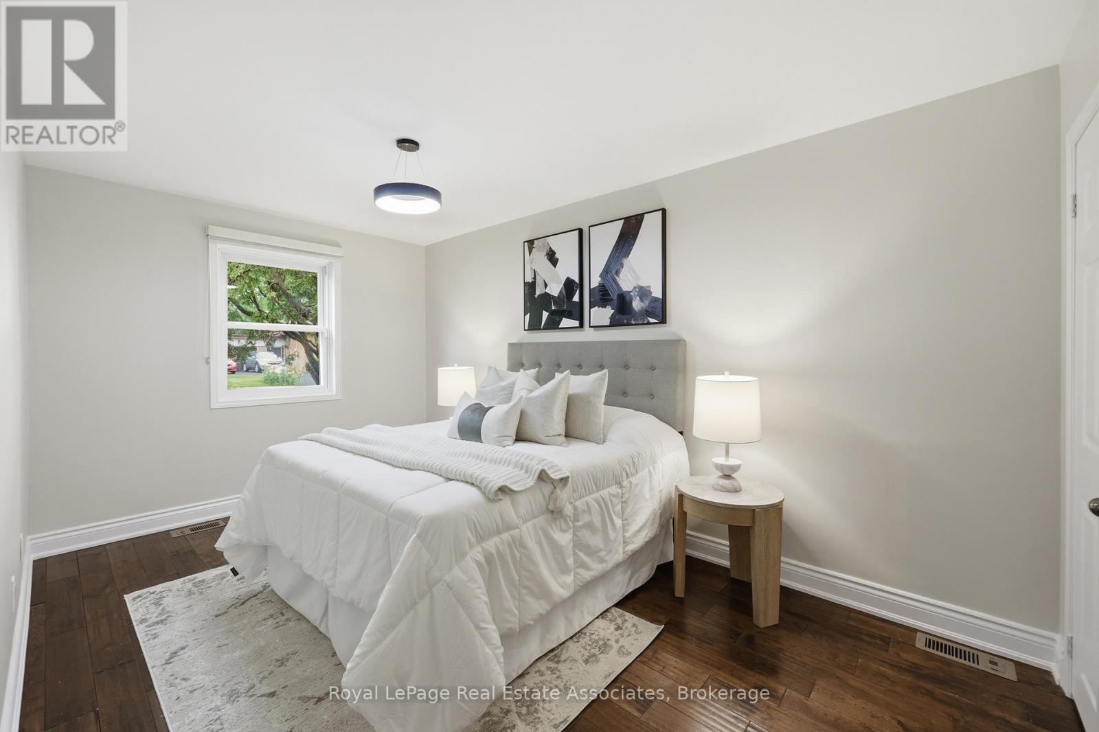 1924 BALSAM AVENUE - 24