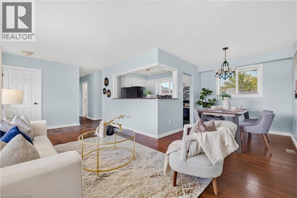 261 KING Street - 10