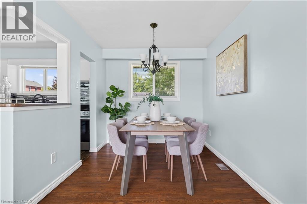 261 KING Street - 11