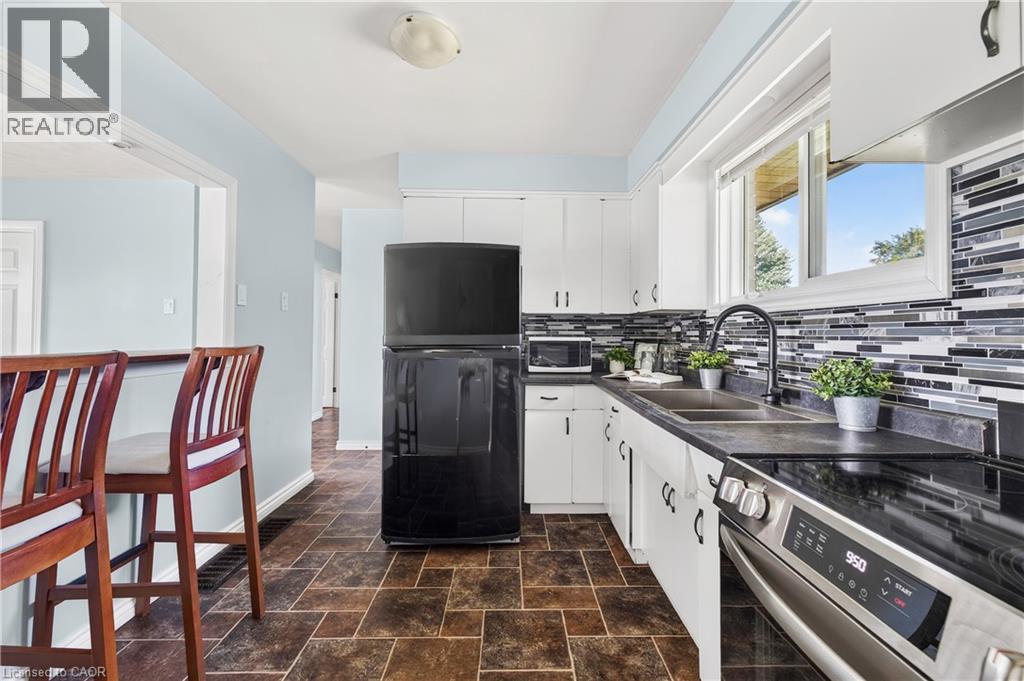 261 KING Street - 15