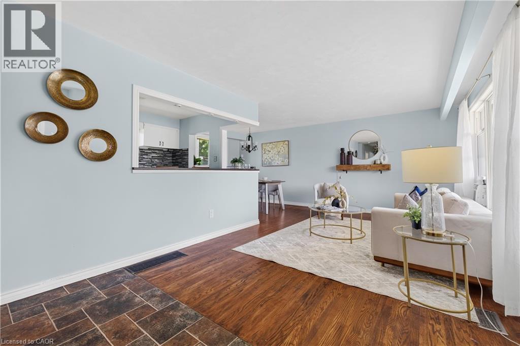 261 KING Street - 7