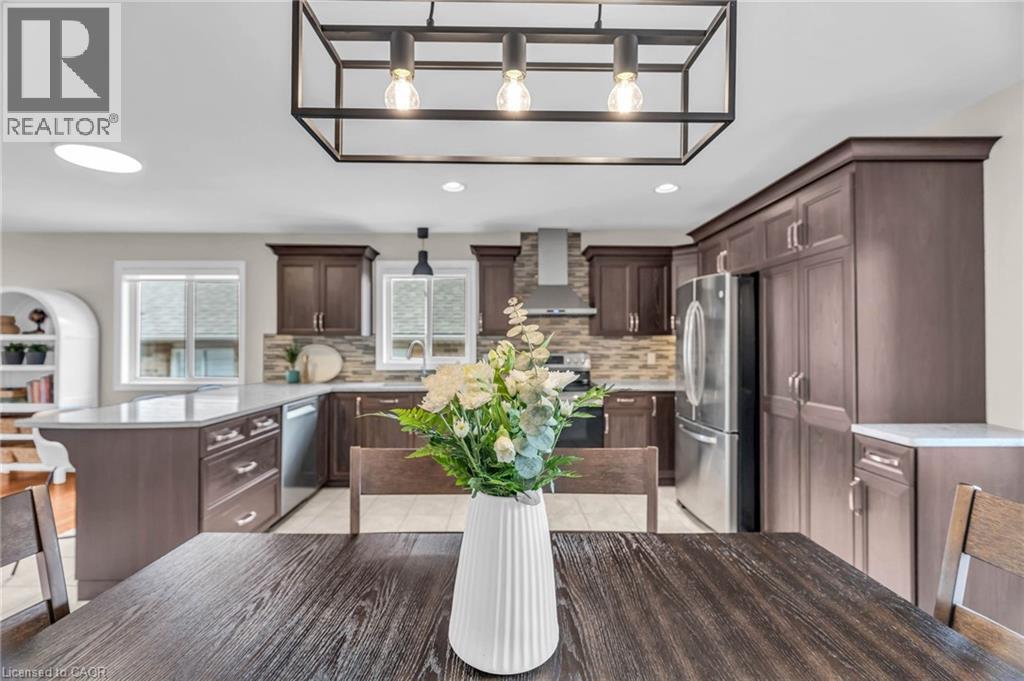 830 REVLAND Drive - 11