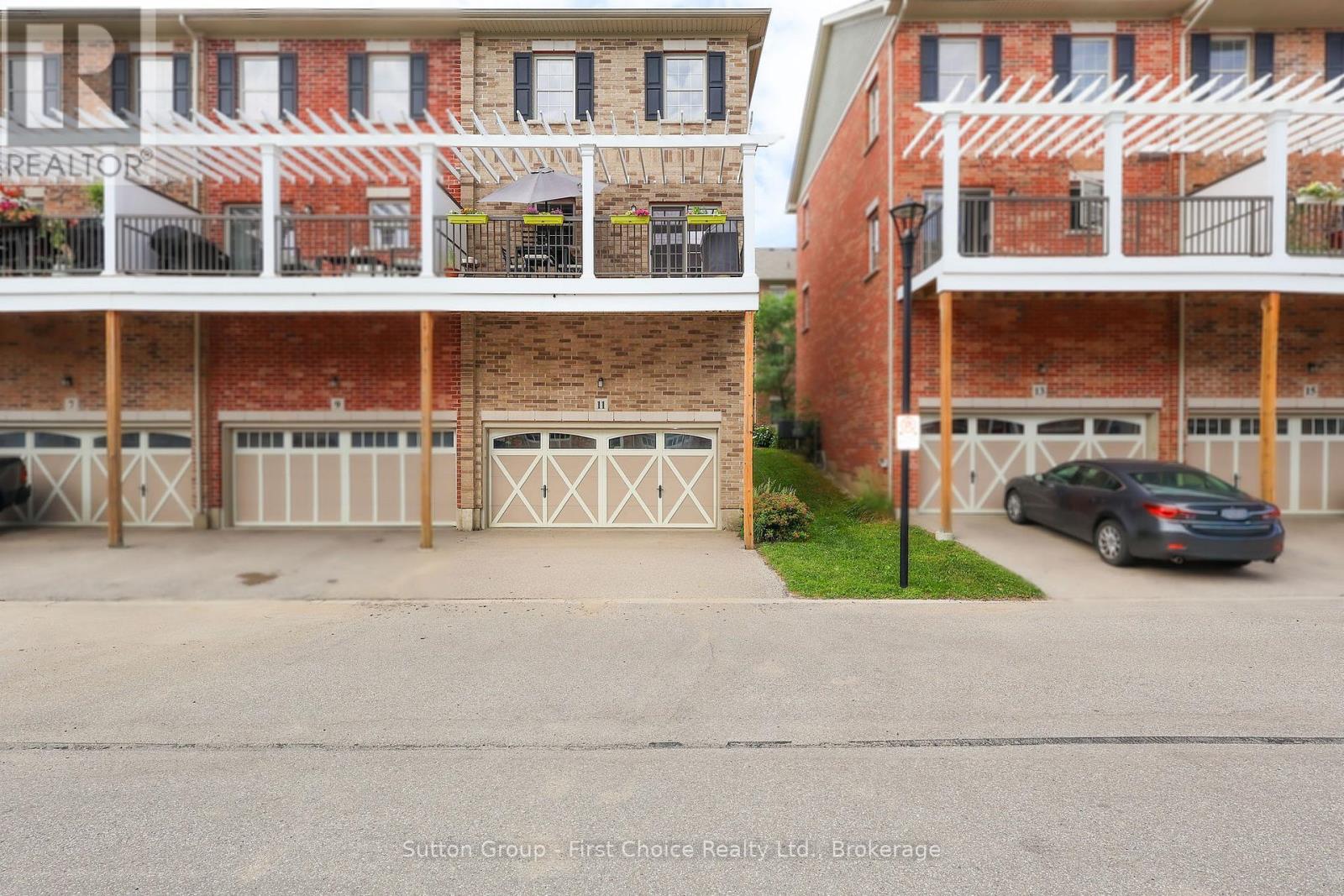11 JOHN RUSSELL LANE - Image 5