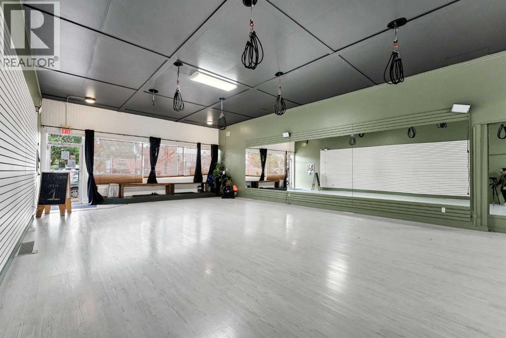 655 2 Street Southeast - Photo 11