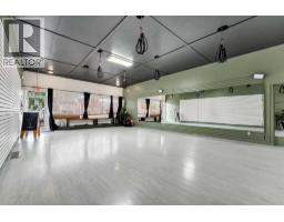 655 2 Street Se, Medicine Hat, AB T1A0C8 Photo 11