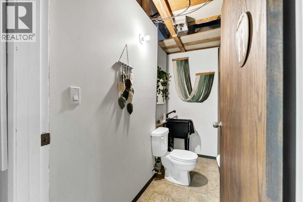 655 2 Street Southeast - Photo 30