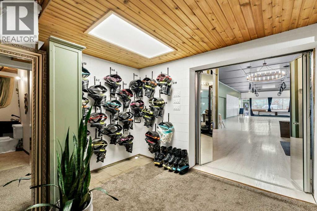 655 2 Street Southeast - Photo 28
