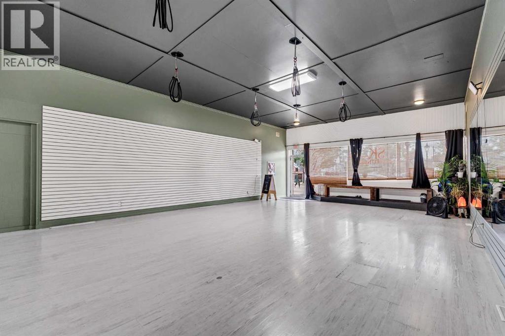 655 2 Street Southeast - Photo 12