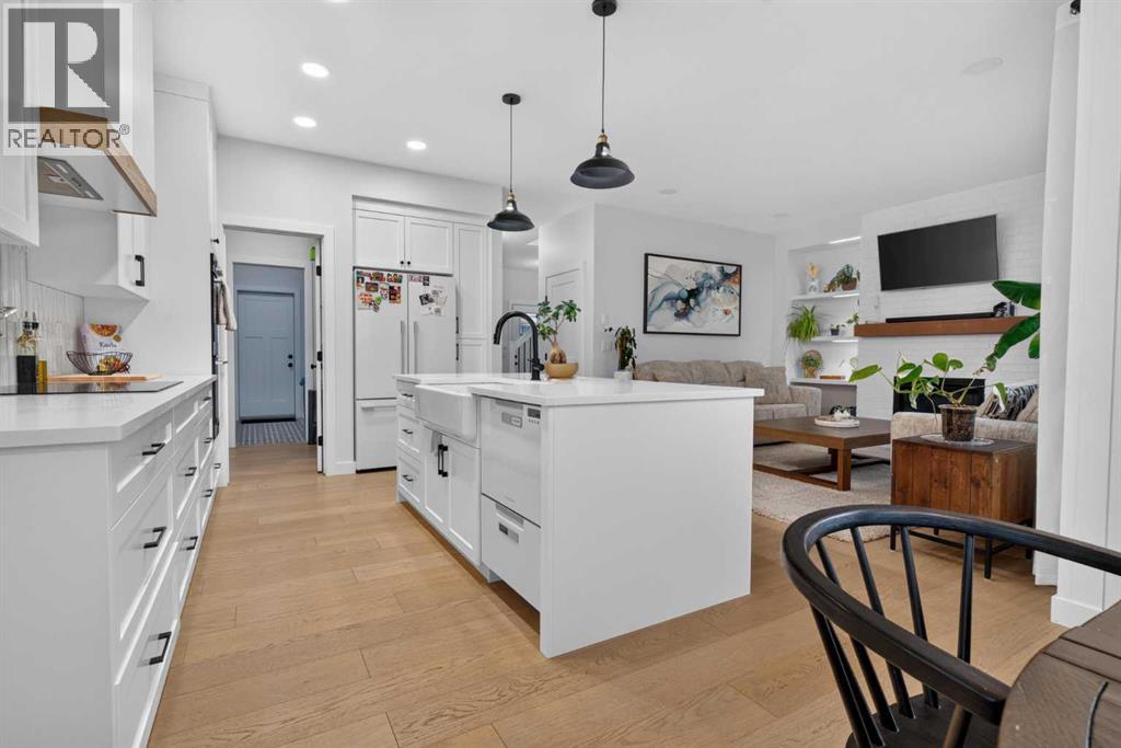 8213 121 Street - Image 17