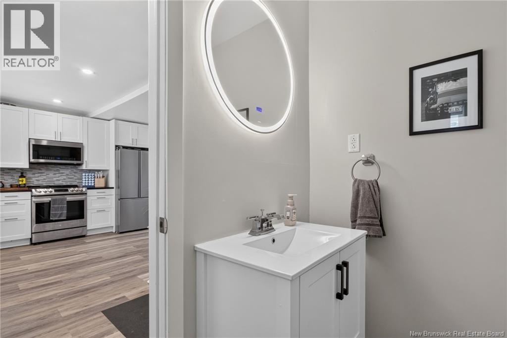 12-12A Weldon Street - 36