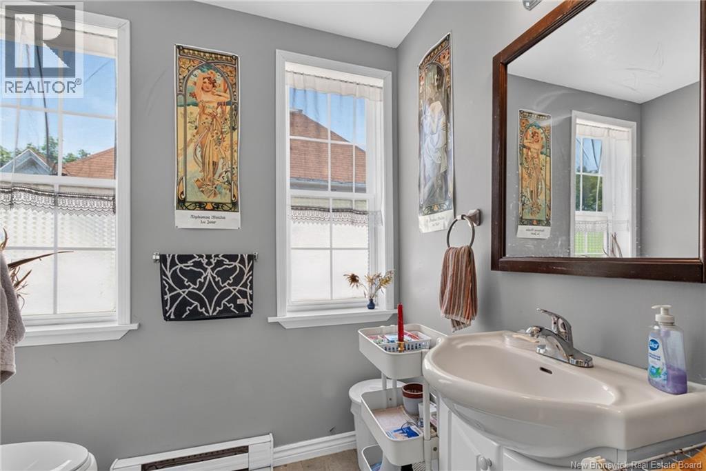12-12A Weldon Street - 24