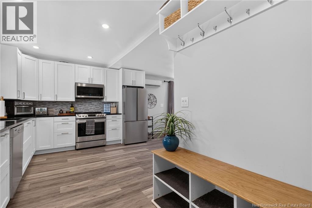 12-12A Weldon Street - 31