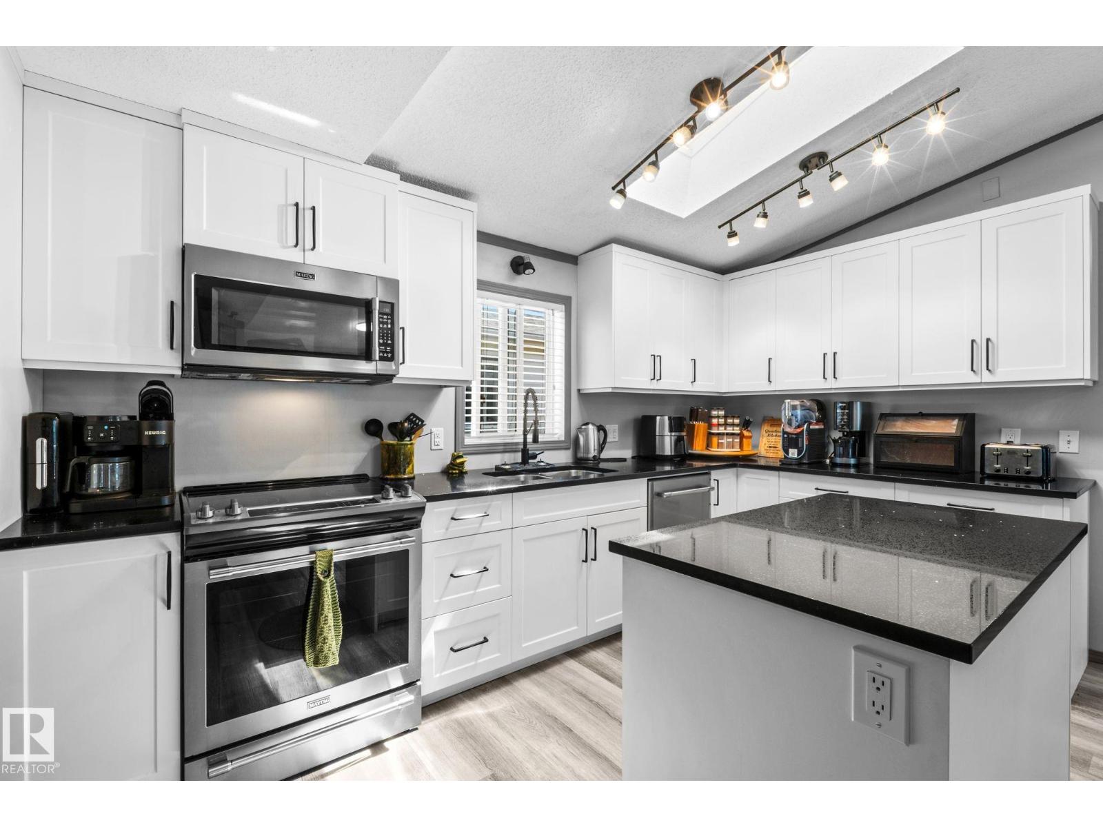 31 Graywood Cove - 32