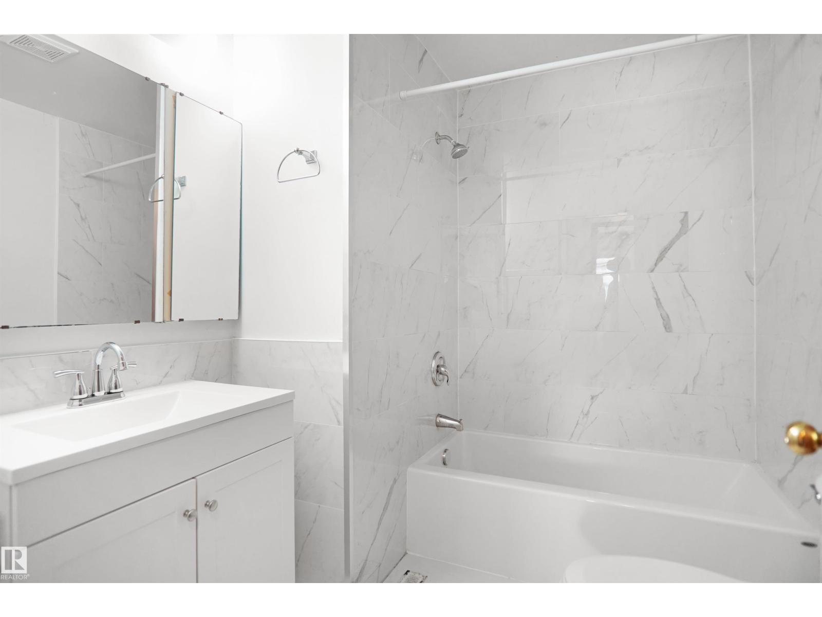 7804 143 AV NW - 27