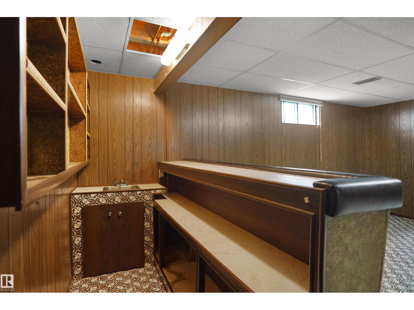 7804 143 AV NW - 33