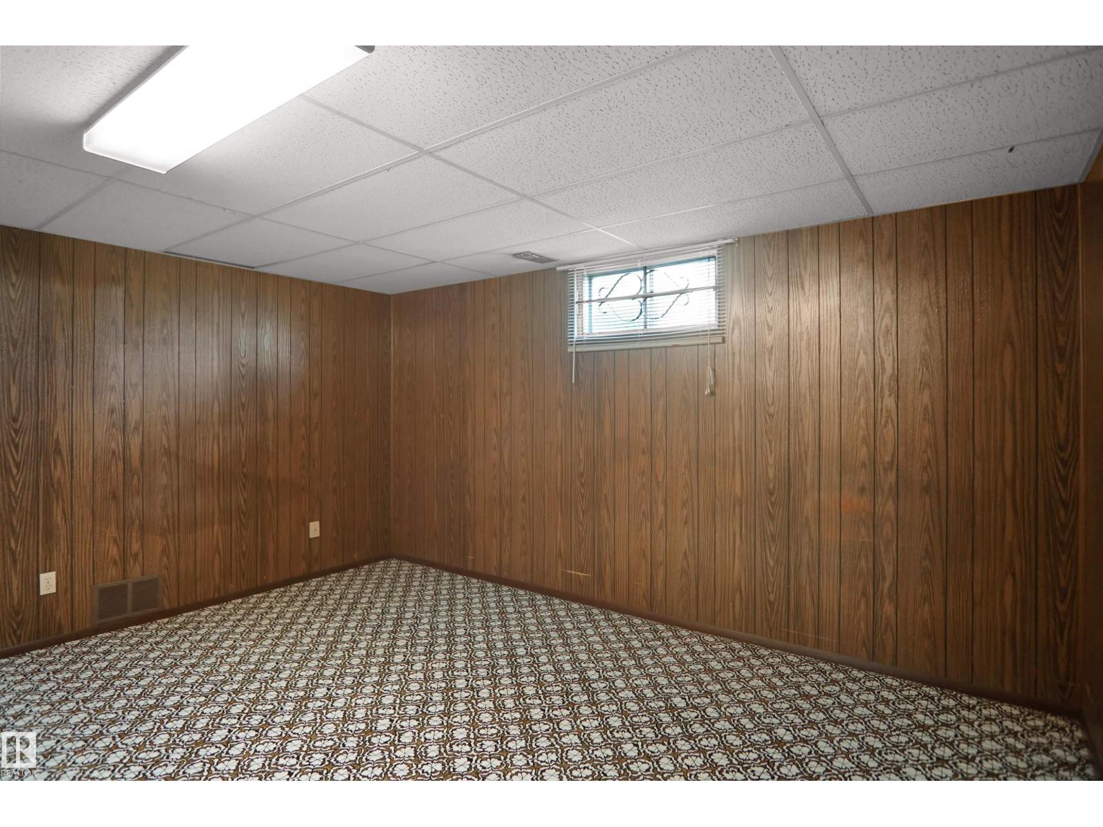 7804 143 AV NW - 34