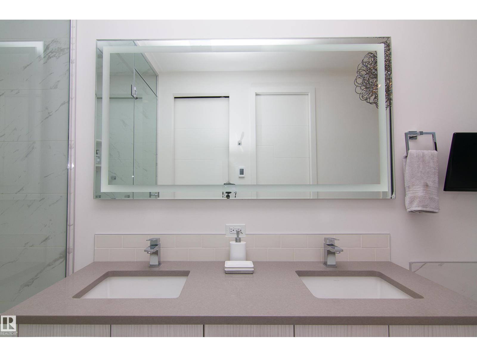 13218 102 Avenue NW - Photo 14