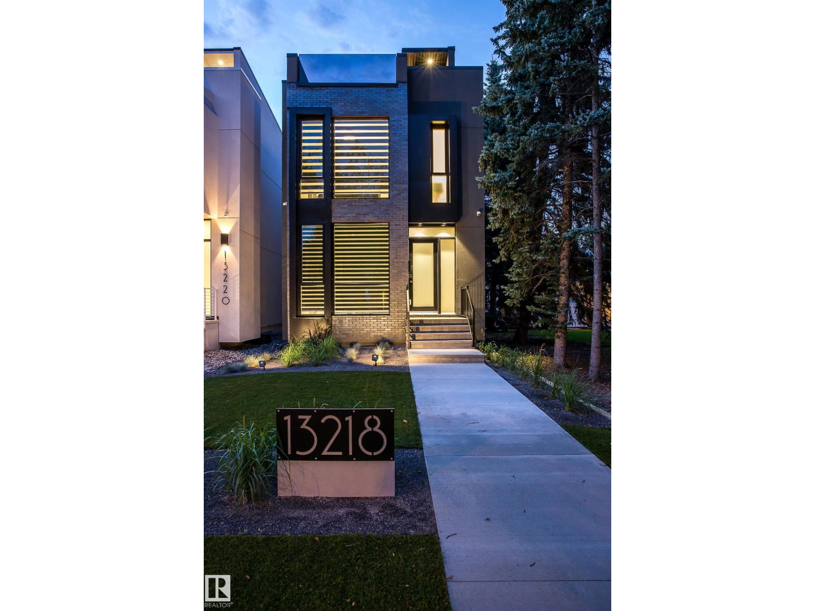 13218 102 Av NW photo 2 — MLS® E4497441