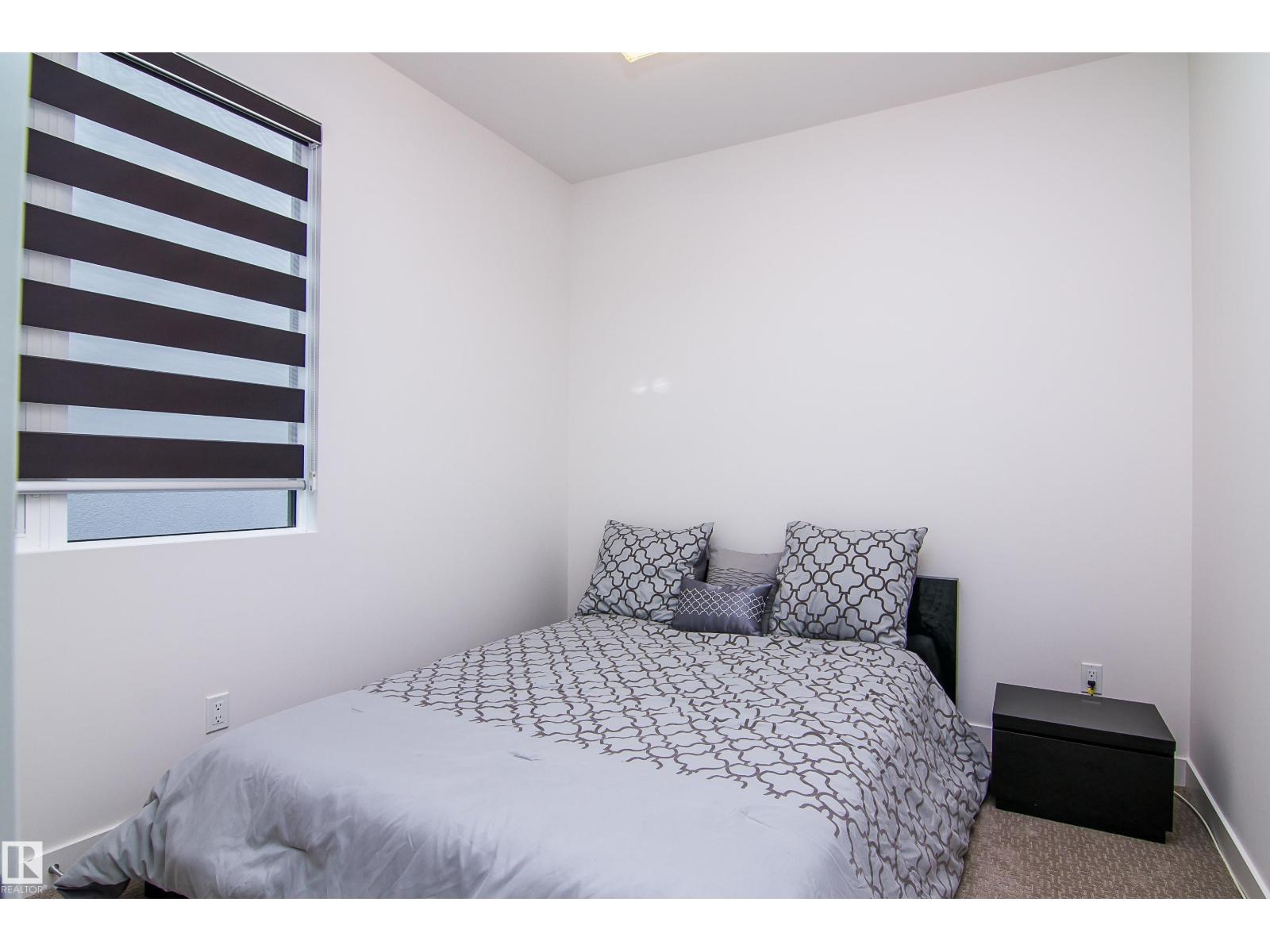 13218 102 Avenue NW - Photo 21