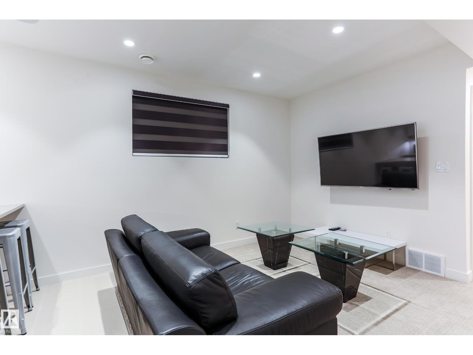 13218 102 Avenue NW - Photo 31