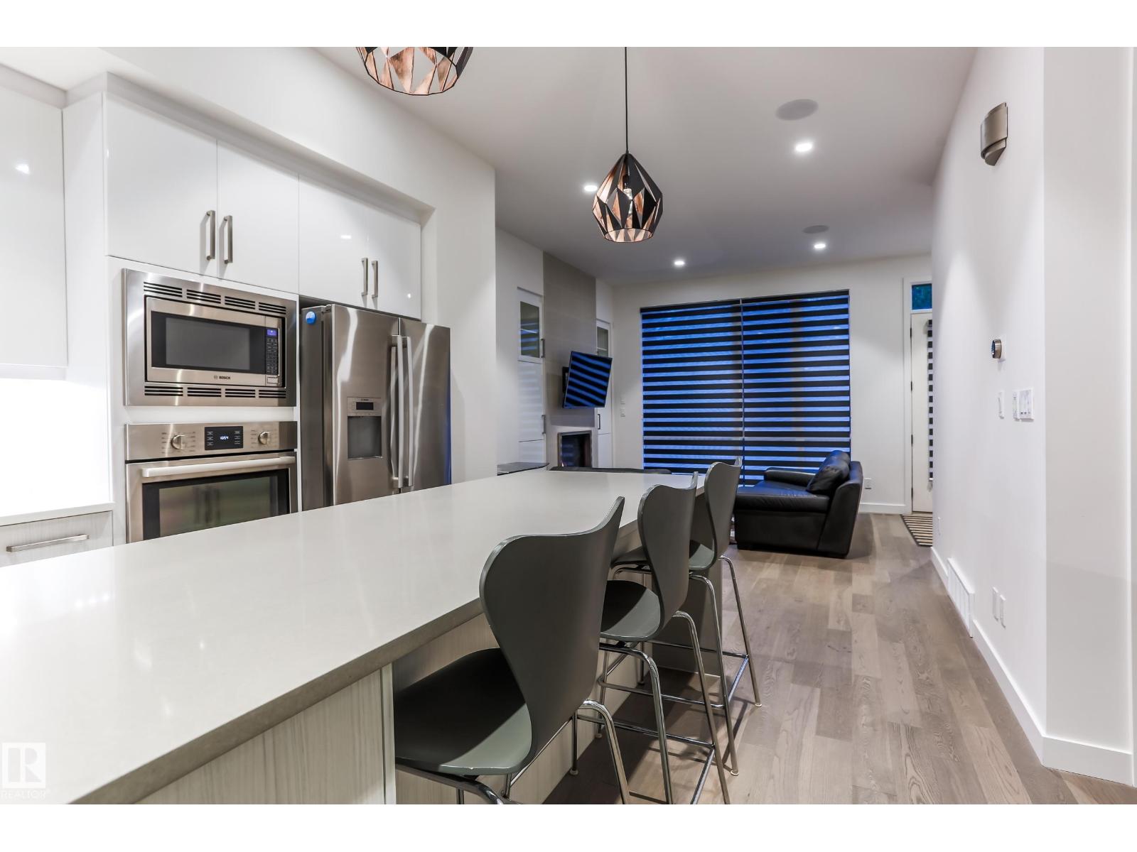13218 102 Avenue NW - Photo 8
