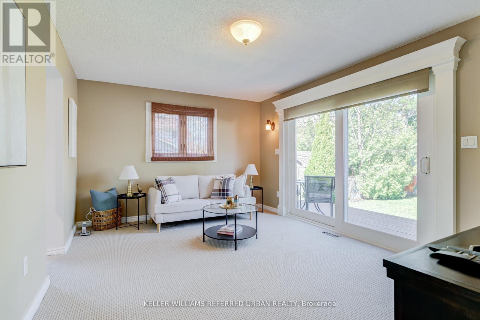 569 MASSON STREET - 15