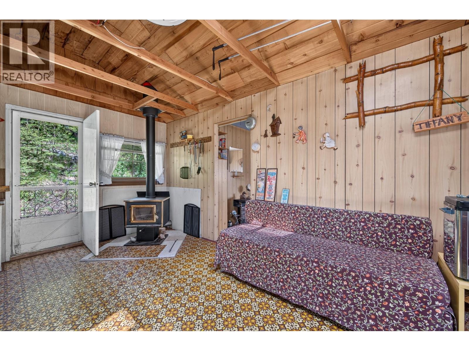 4864 PASKA LAKE Road - 11