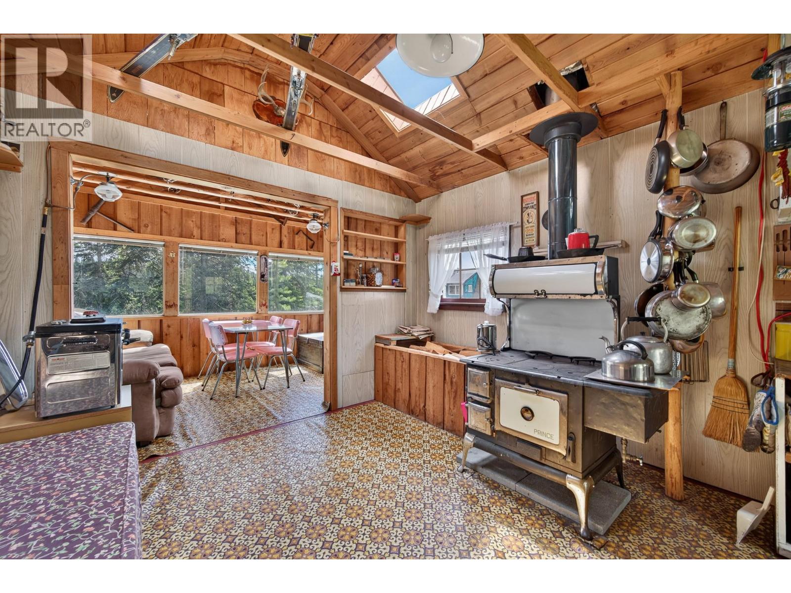 4864 PASKA LAKE Road - 5