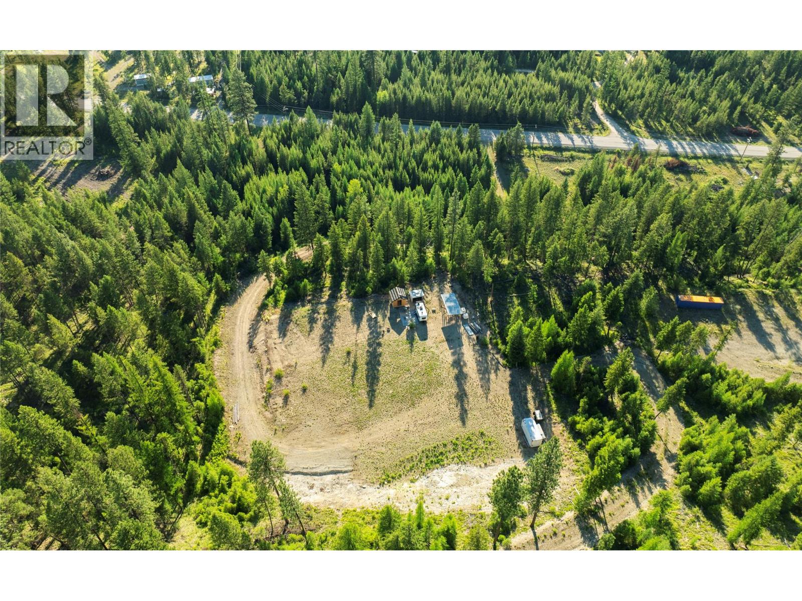 5530 Highway 33, Beaverdell
