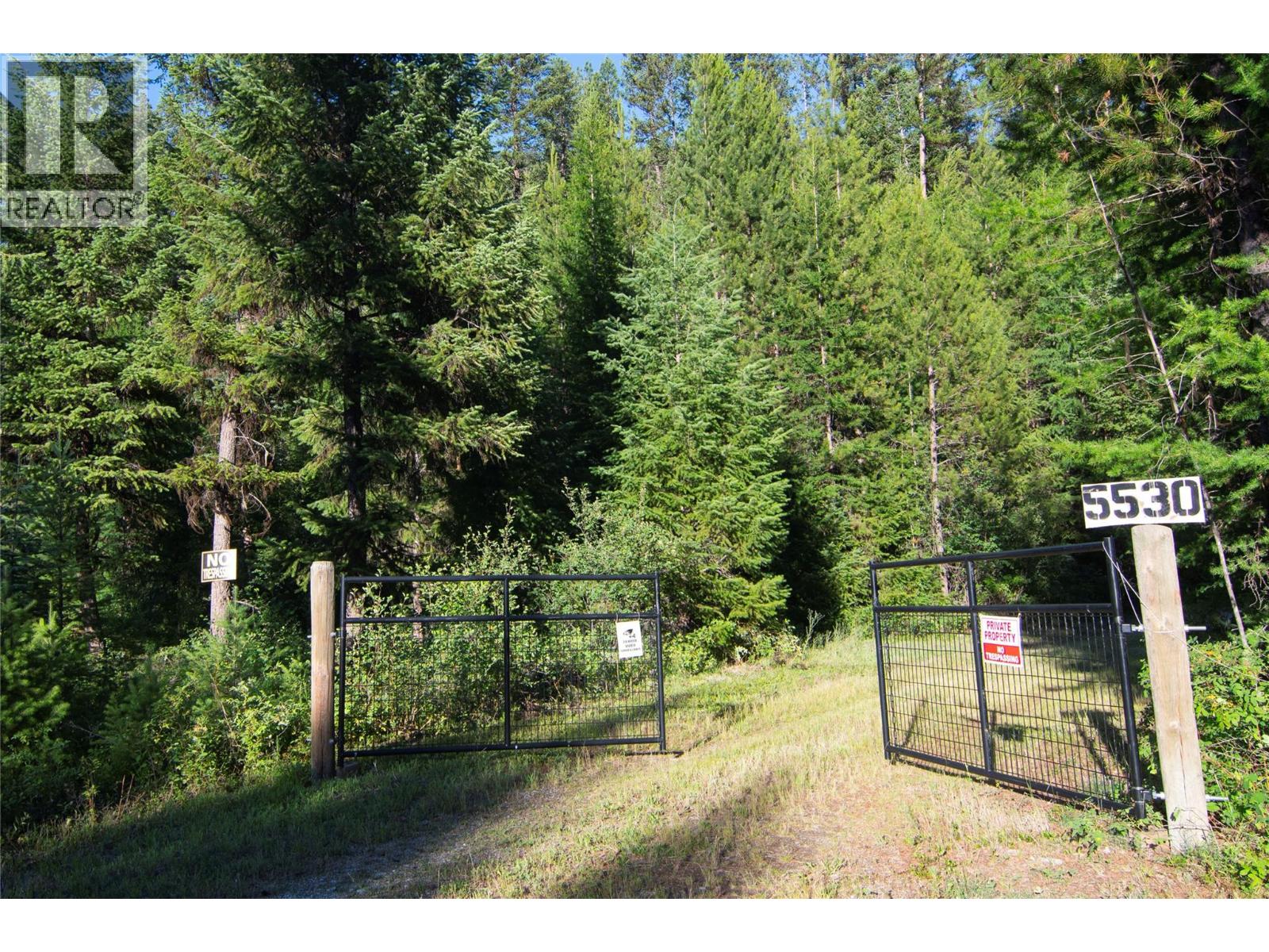 5530 Highway 33, Beaverdell
