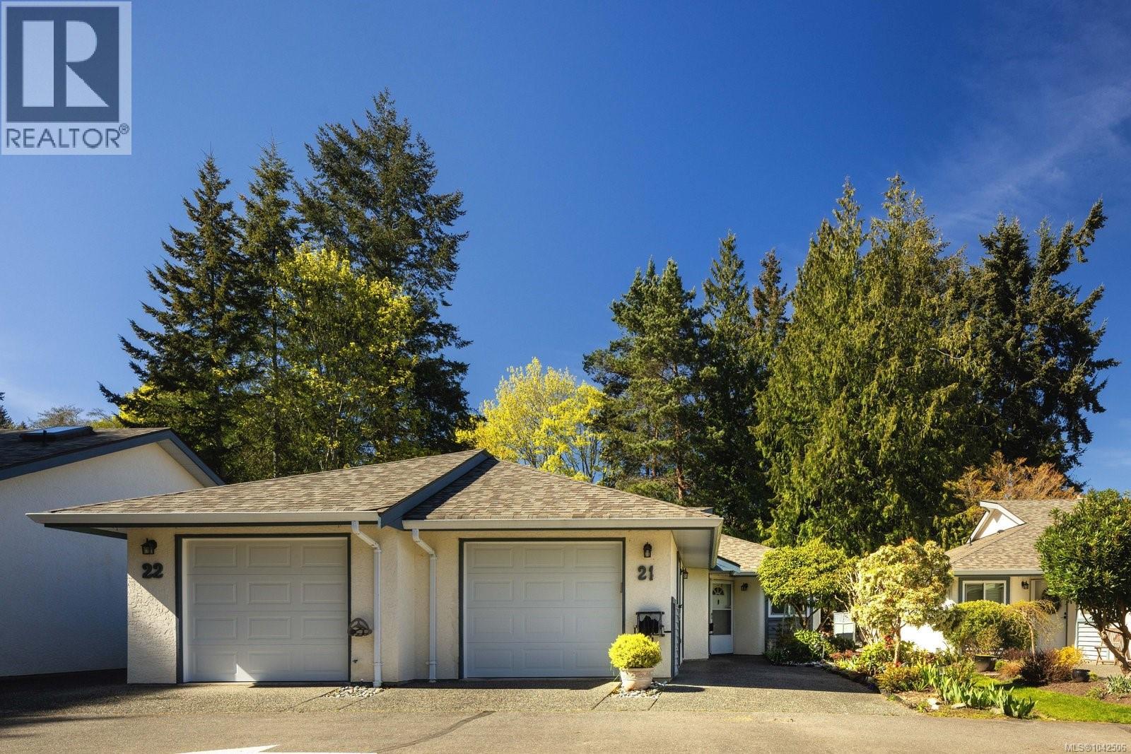 #21 5156 Cordova Bay Rd - 1