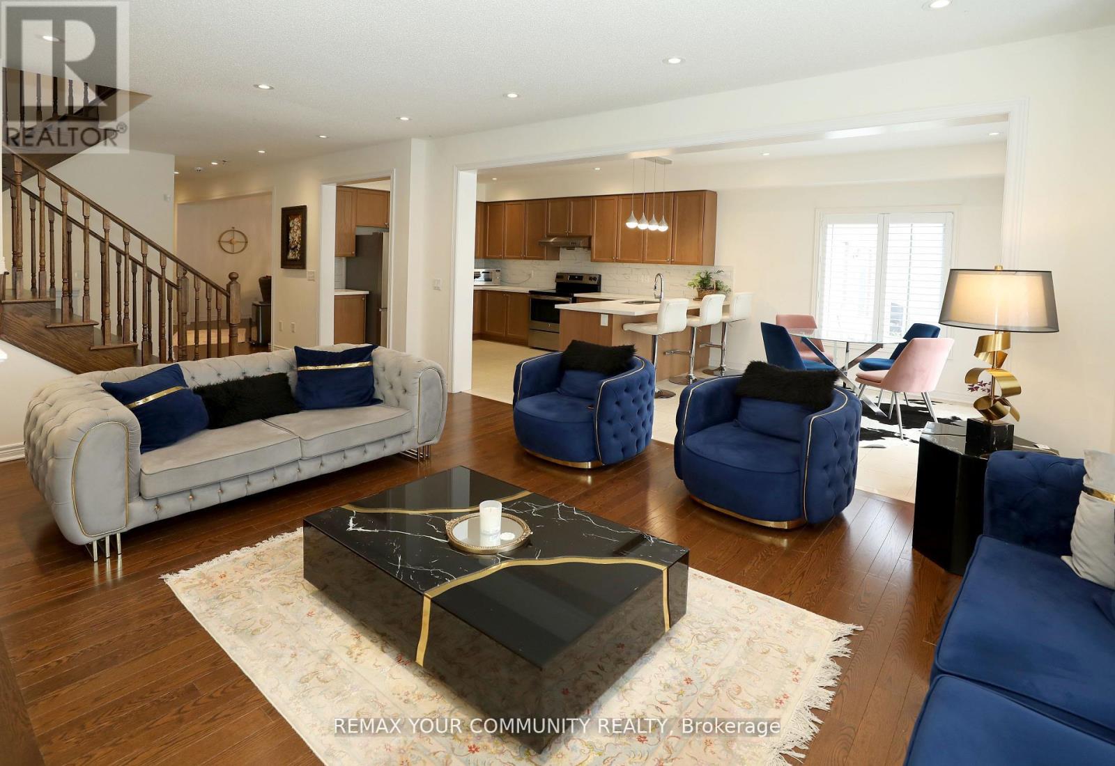 39 KAVANAGH AVENUE - 13