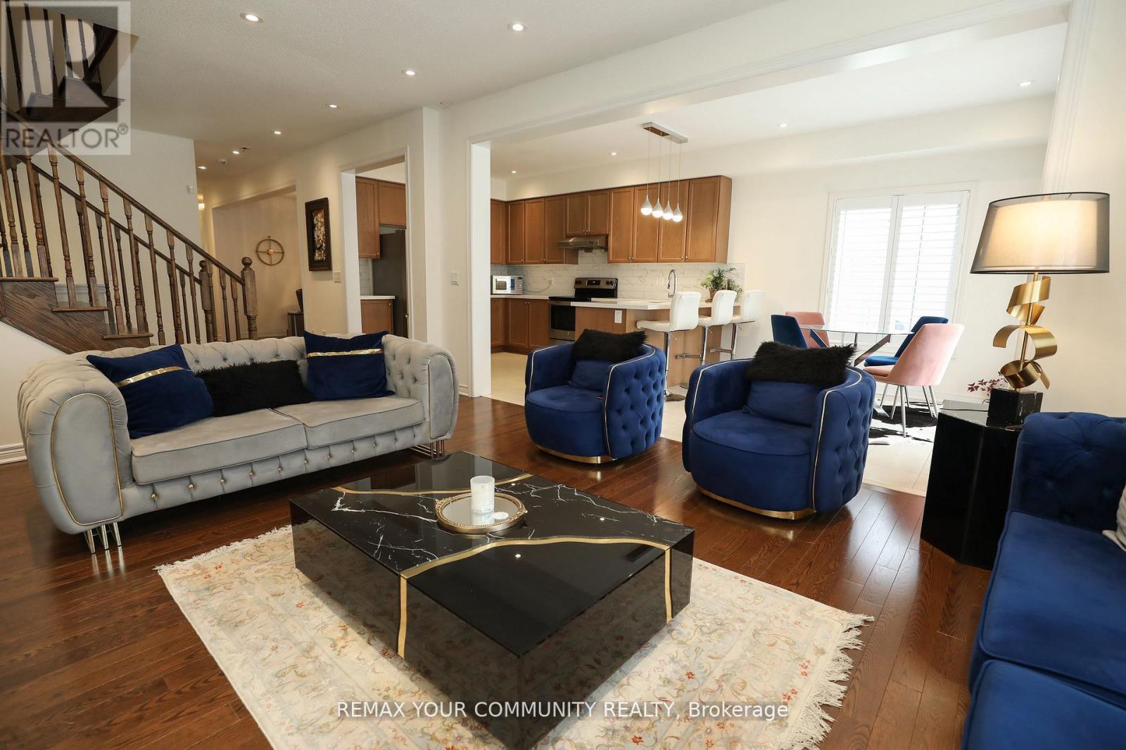 39 KAVANAGH AVENUE - 16