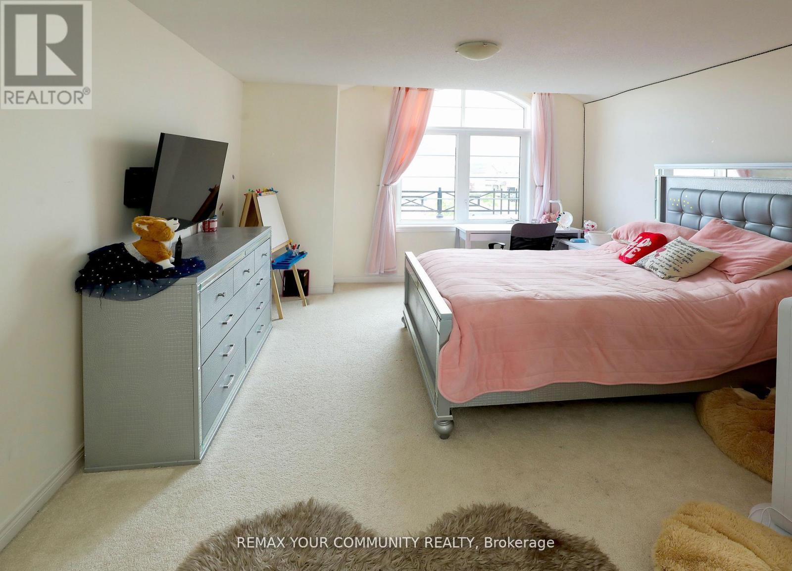 39 KAVANAGH AVENUE - 23