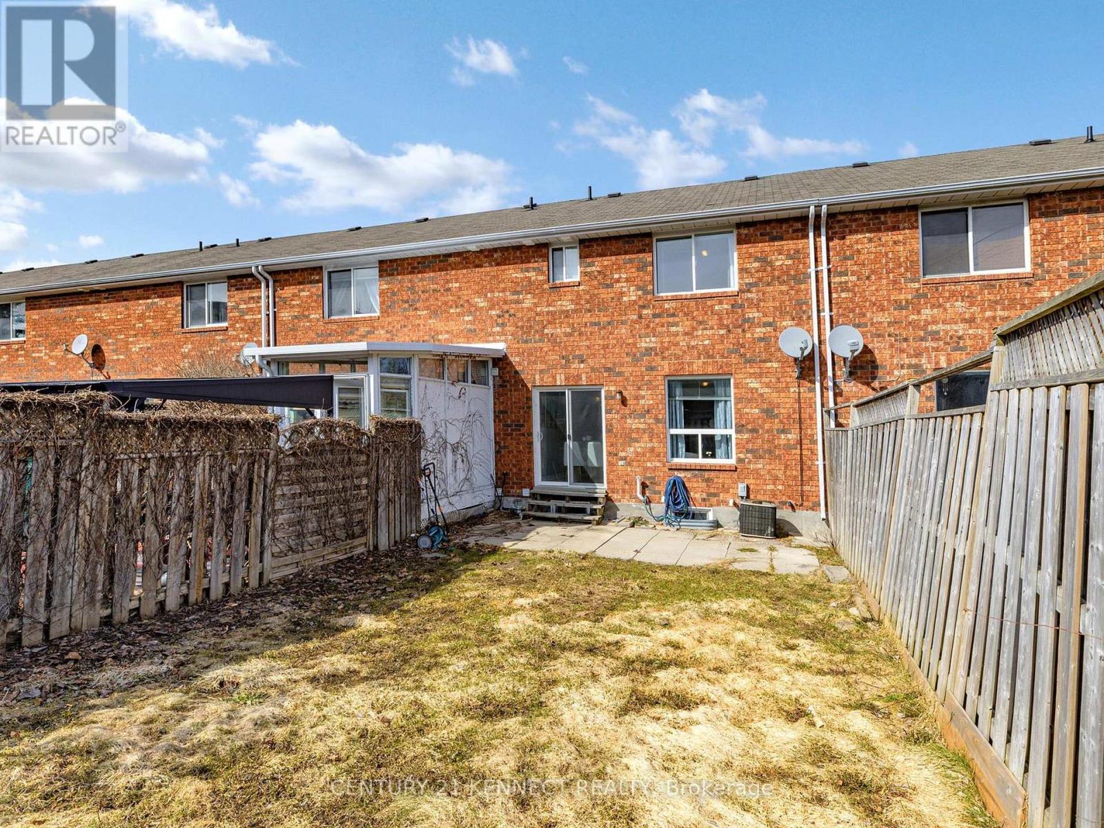 249 STANLEY STREET - 40