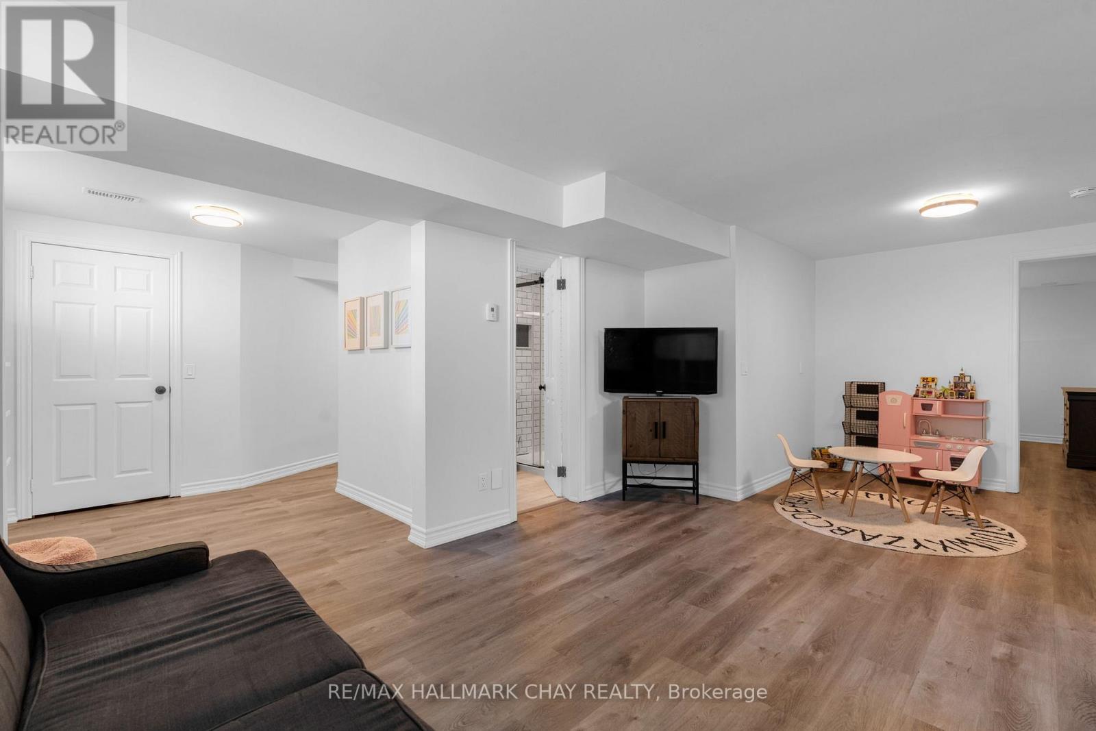 1595 COUNTY 42 ROAD - 32
