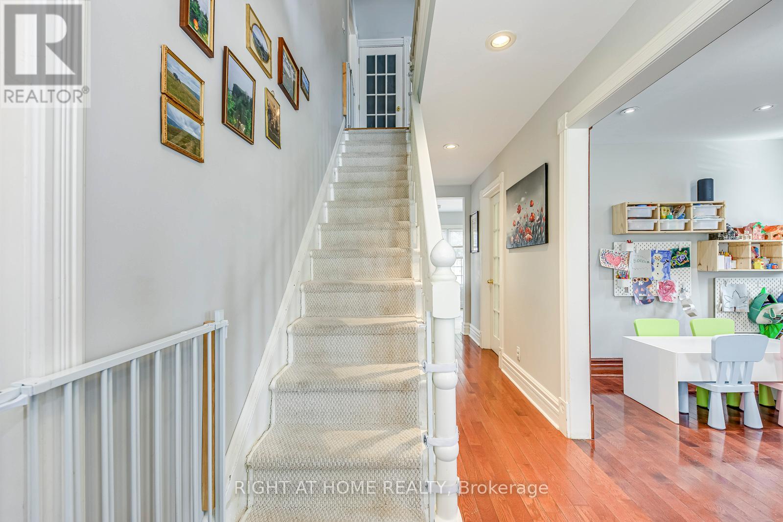 24 MILL STREET N - 18