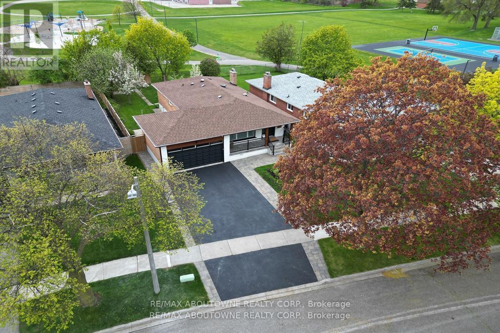 3302 CARDROSS ROAD - 42