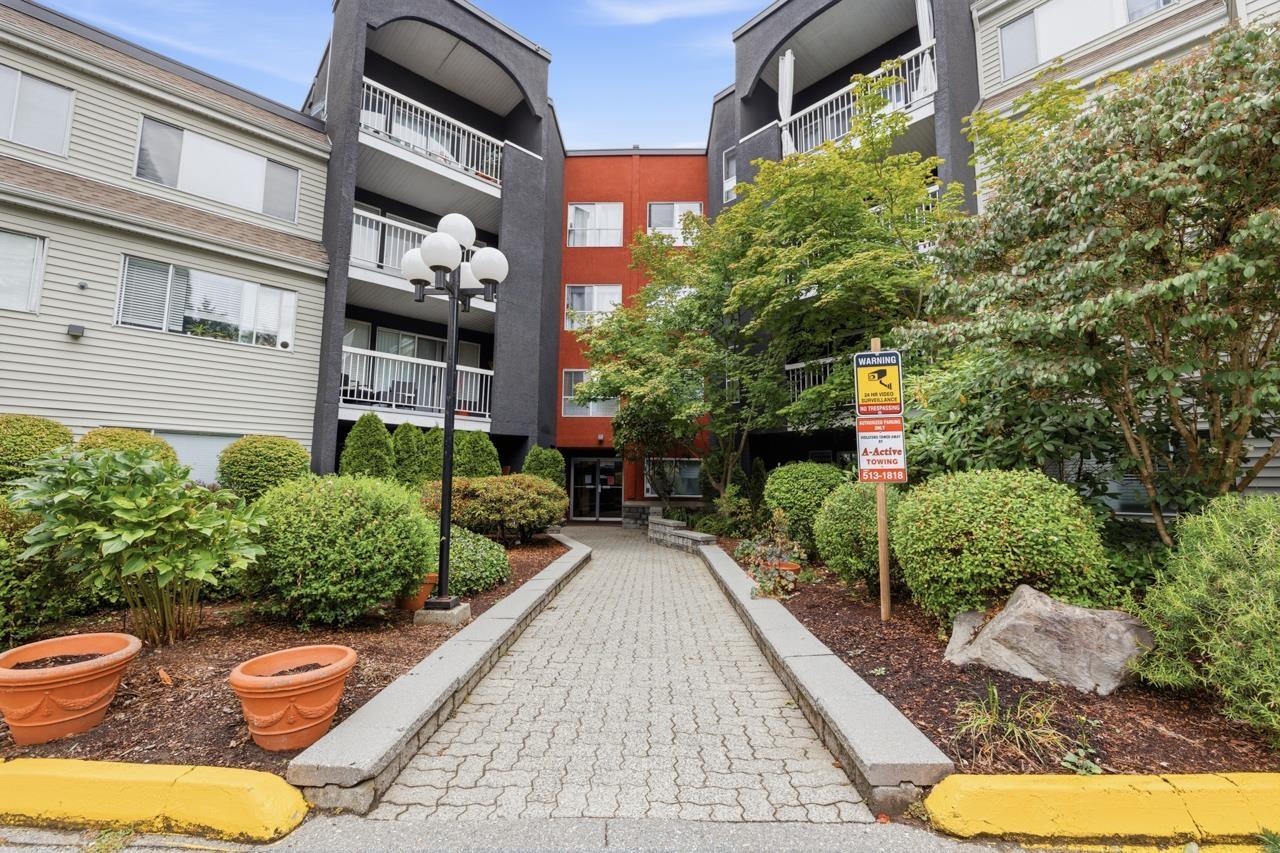 210 5700 200TH STREET, Langley