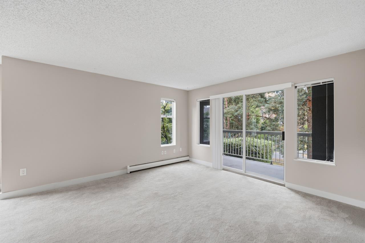 210 5700 200TH STREET, Langley
