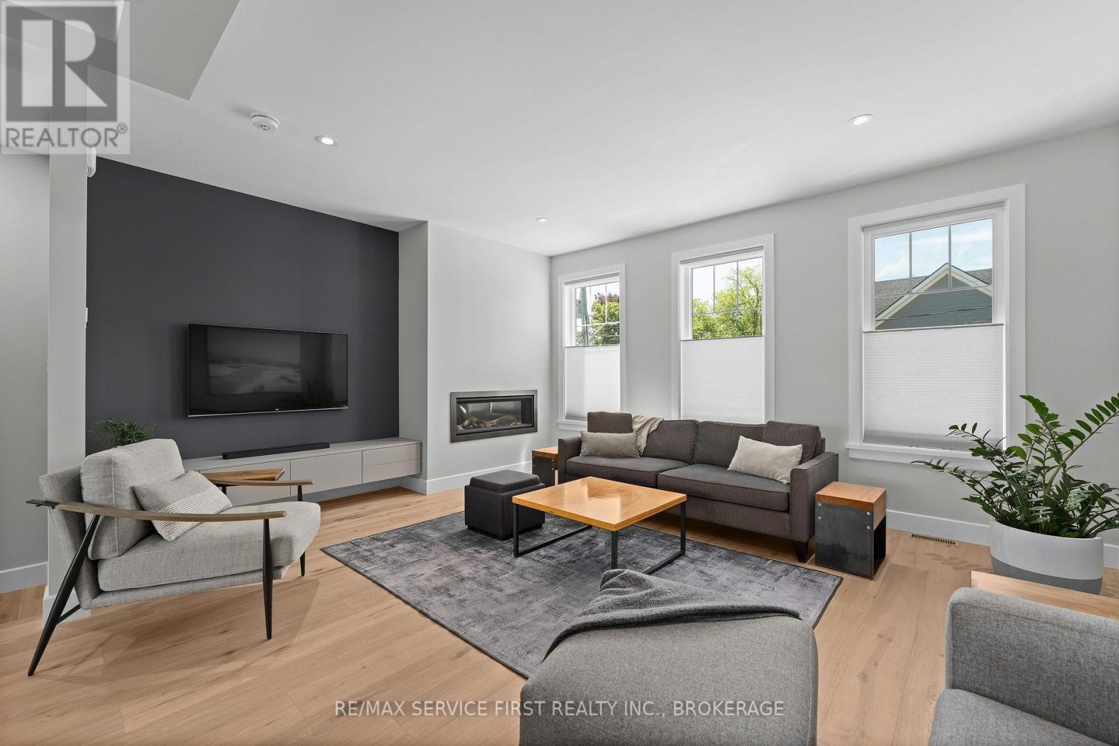 15 GRANGE STREET - 24