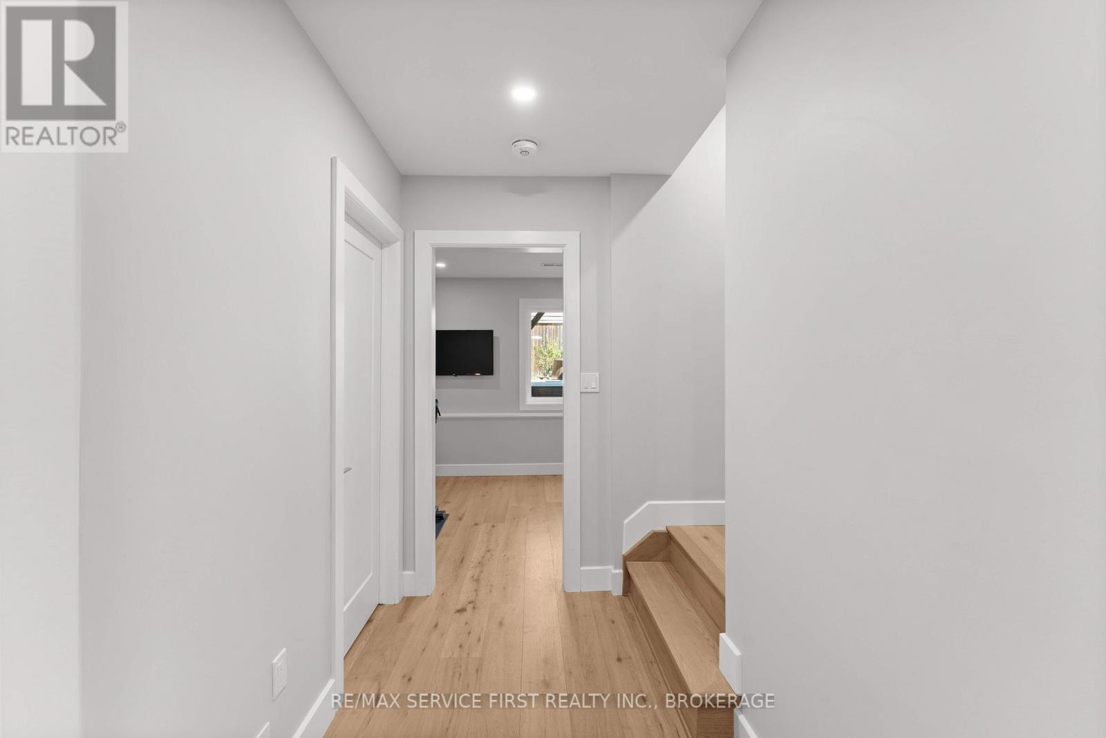 15 GRANGE STREET - 11