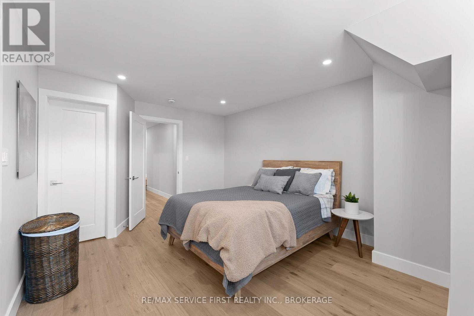 15 GRANGE STREET - 30