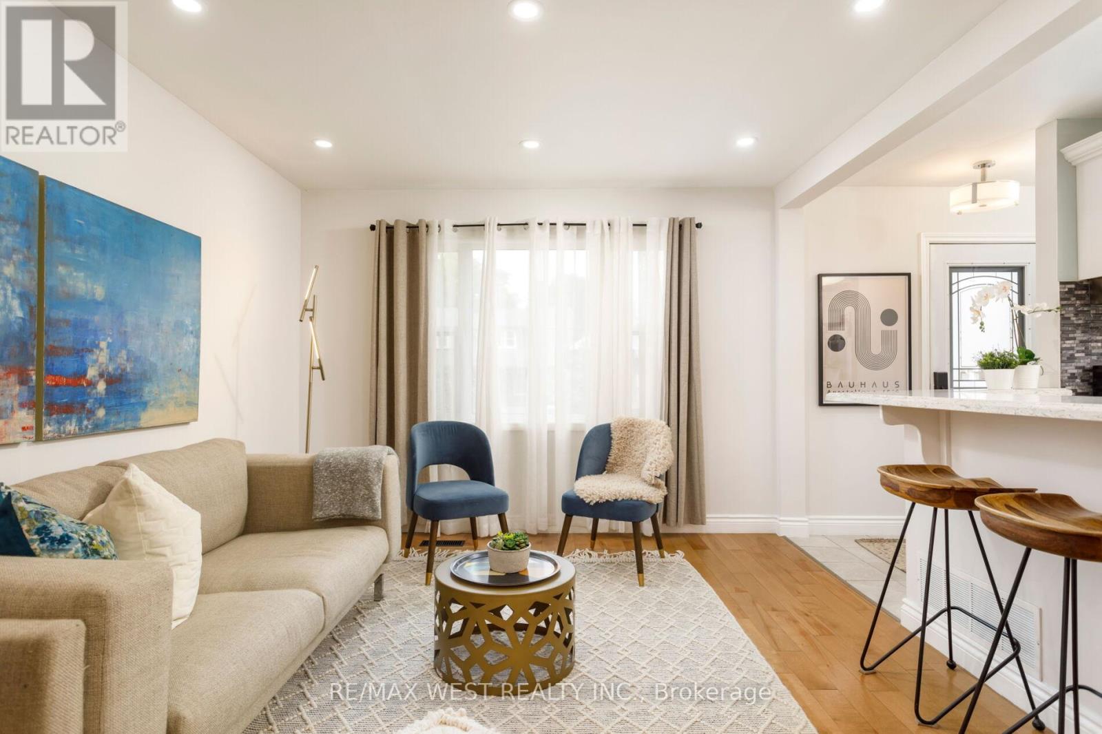 42 STEPHEN DRIVE - Image 16