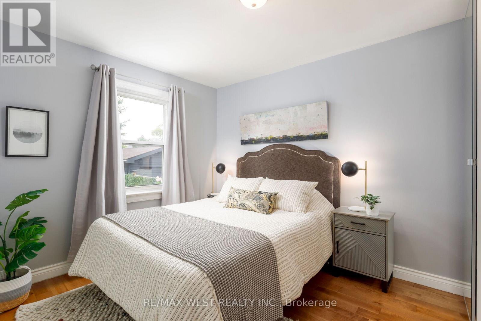 42 STEPHEN DRIVE - Image 22