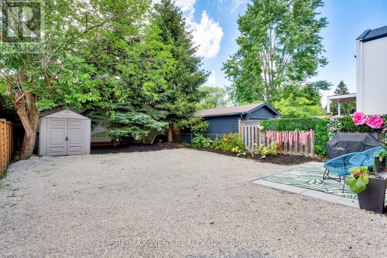 42 STEPHEN DRIVE - Image 25