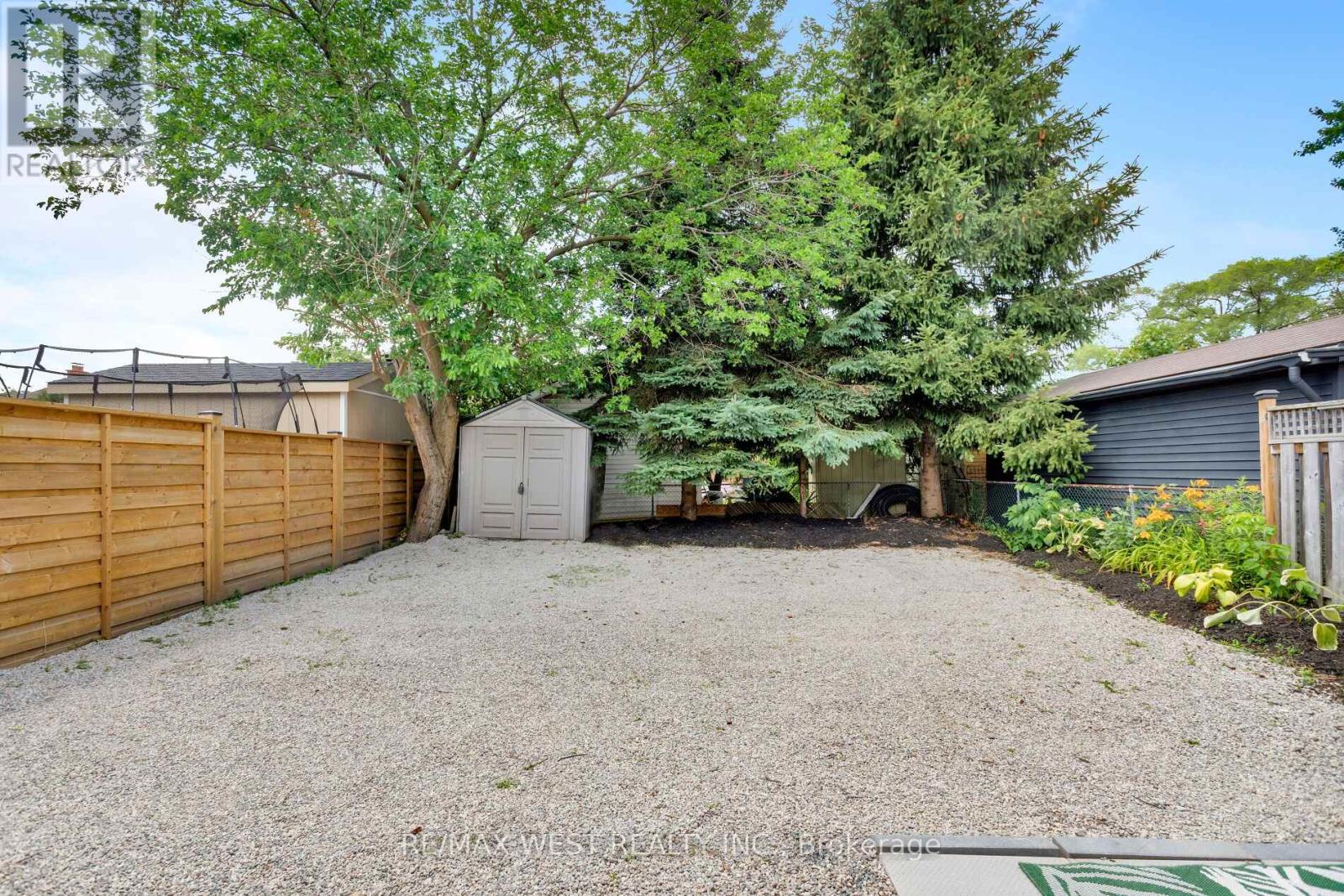 42 STEPHEN DRIVE - Image 27