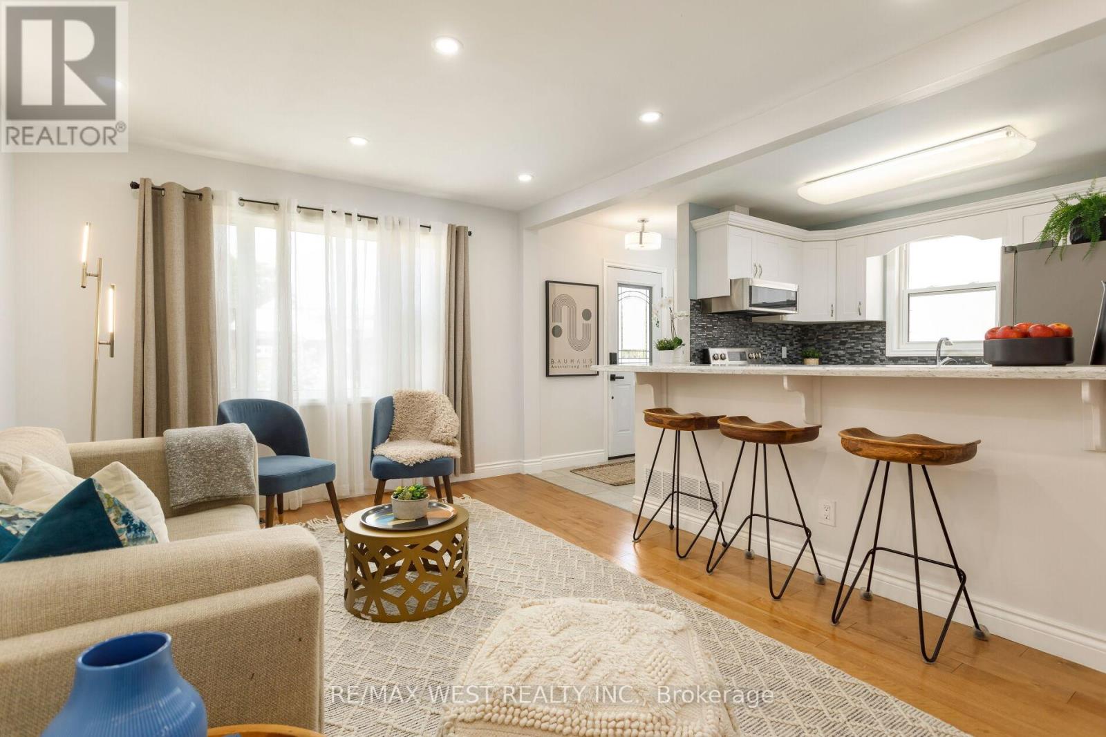 42 STEPHEN DRIVE - Image 8