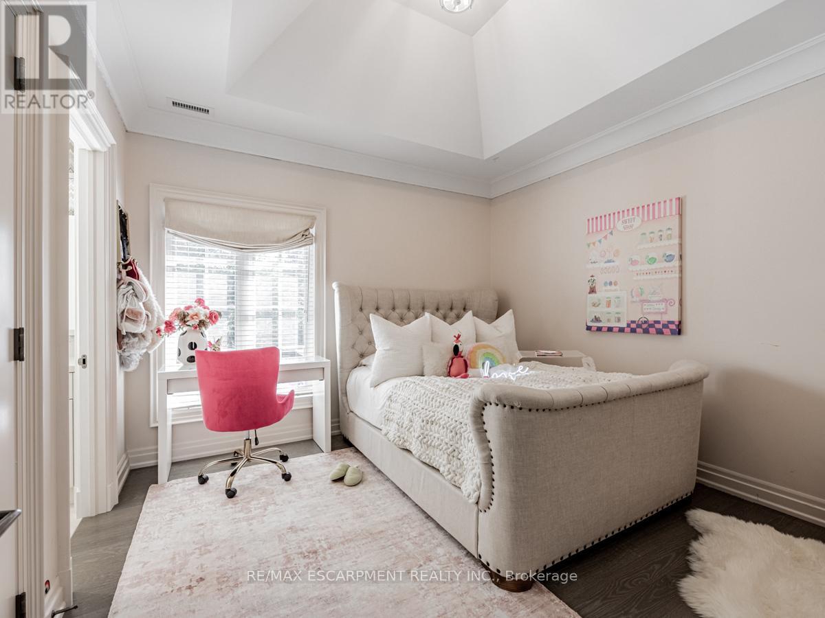 393 MAPLE GROVE DRIVE - 32